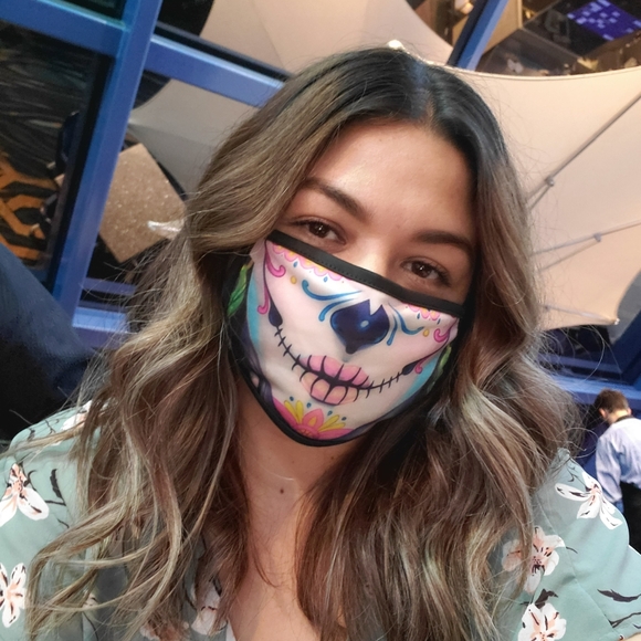 Meet your Posher, Zarina - Picture 1 of 1